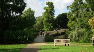 Kew Gardens Sackler crossing 